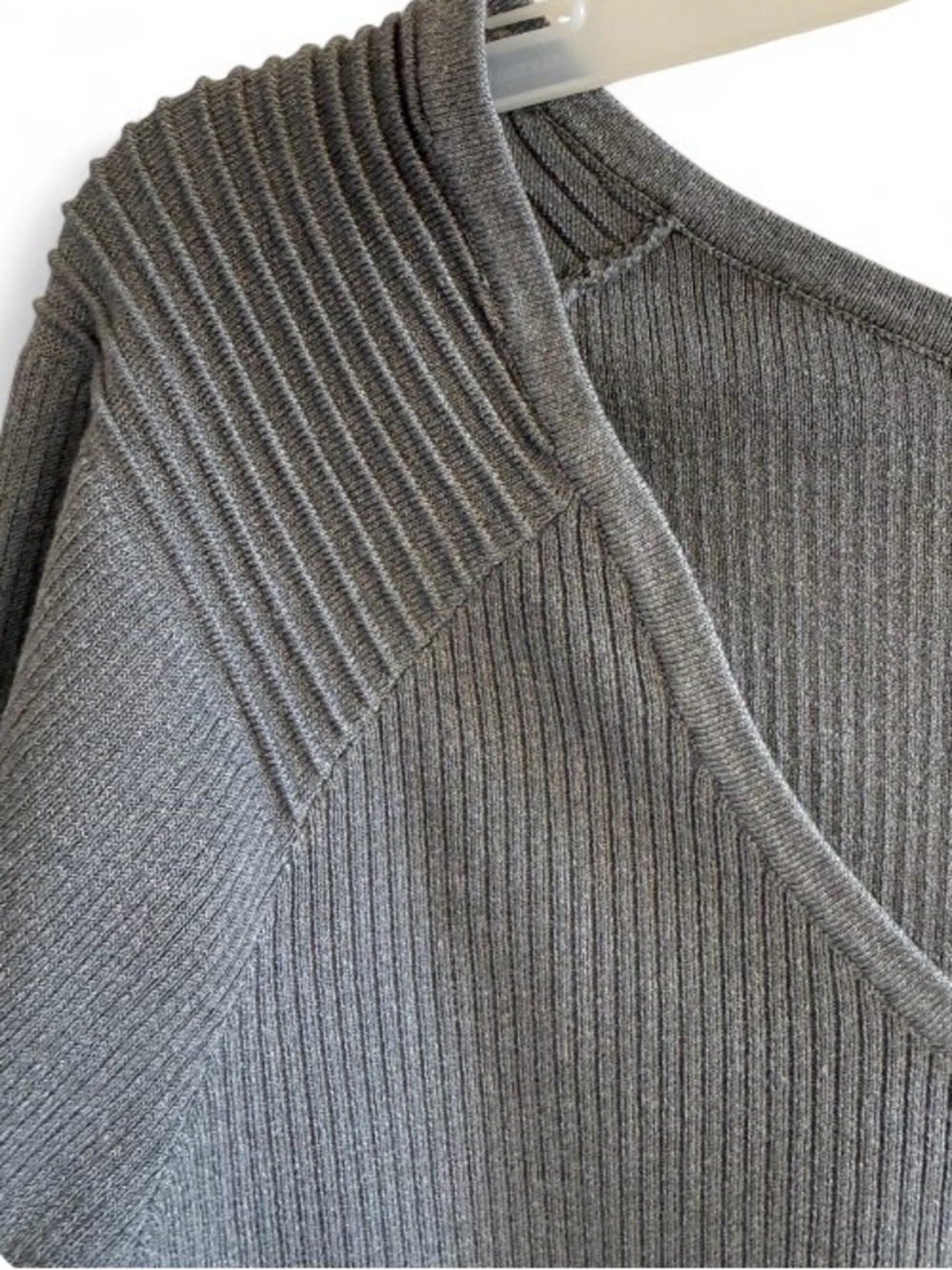 Express Grey Ribbed V-Neck Sweater Size Small - Picture 4 of 14